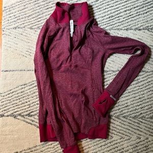 Lululemon pullover
